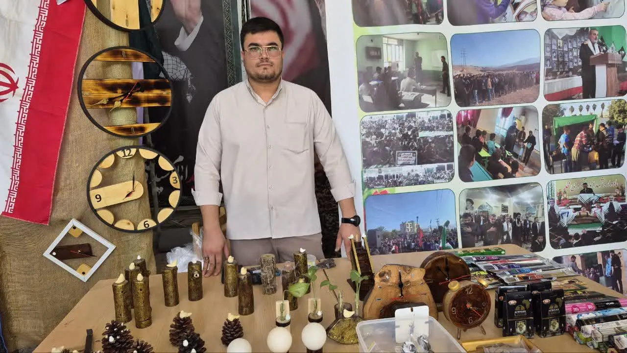 بسیجی هنرمند علی فرهادی باغملک 