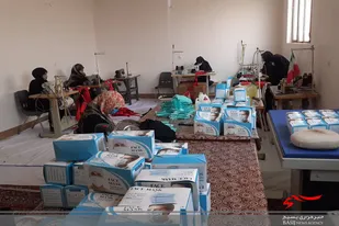 کارگاه تولیدی کیف و ماسک بسیجیان پایگاه مطهره همدان