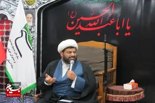 در هر هیئتی راس هرم ونقطه کانون آن هیئت مداح و ذاکر اهل بیت (ع) است