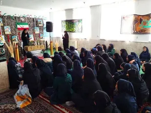 برگزاری یادواره شهدا در مدرسه دخترانه توحید درچه