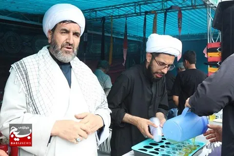 برپایی پردیس فرهنگی بسیج طلاب در مسیر راهپیمایی جاماندگان حسینی