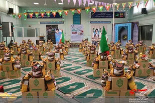 توزیع بیش از 400 بسته معیشتی در سپاه ناحیه شاهین شهر و میمه