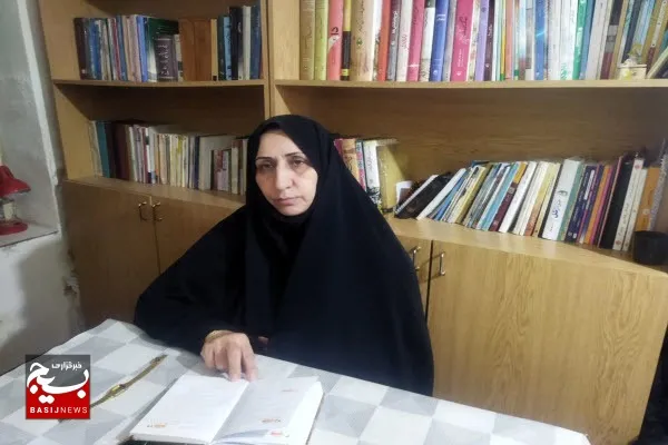 تلاش من ثبت خاطرات شهدا به ویژه شهدای زن است که مظلوم واقع شده‌اند