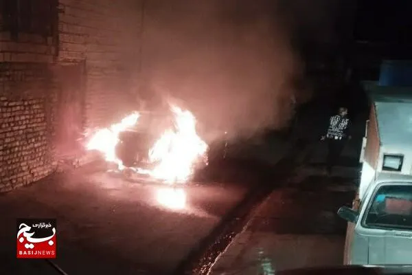 مهار به موقع آتش سوزی خودروها در ملایر