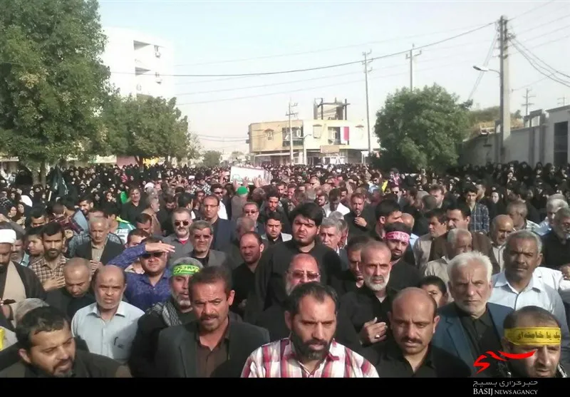 شهید گمنام ۱۷ ساله در برازجان تشییع و تدفین شد