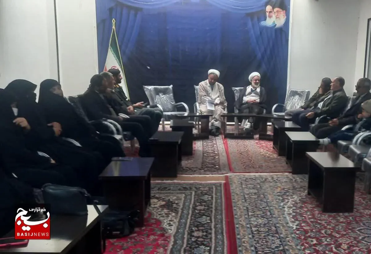 گرامی داشت هفته بصیرت و مقاومت و آیین اعتکاف