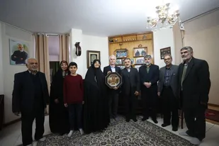 مسئولین ورزش کشور به دیدار خانواده بزرگوار شهید طوقانی رفتند