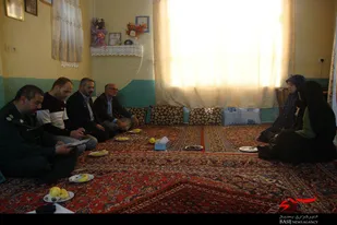 دیدار جمعی از مسئولان جوکار با خانواده شهدای دانش&zwnj;آموز