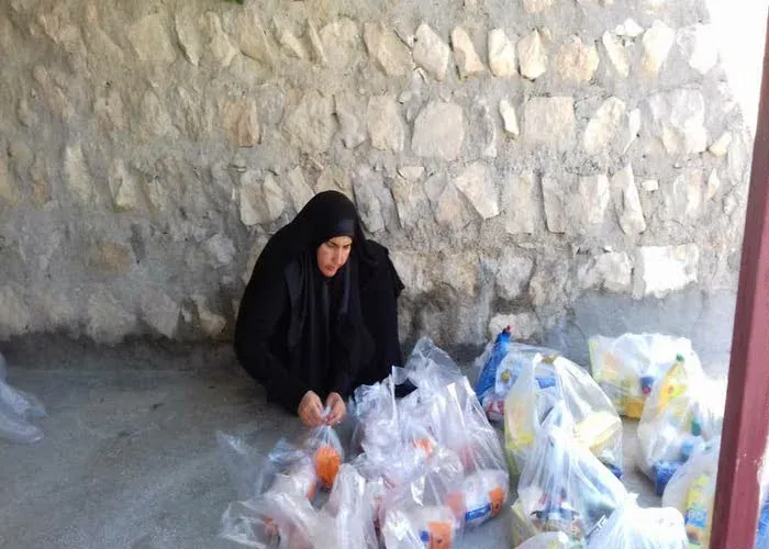 تداوم کمک مؤمنانه بسیج جامعه زنان ناحیه چرداول به روستاهای محروم این شهرستان