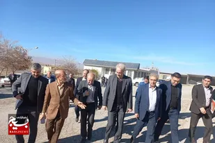 بازدید معاون وزیر جهاد کشاورزی از واحدهای لبنی و دامپروری نهاوند
