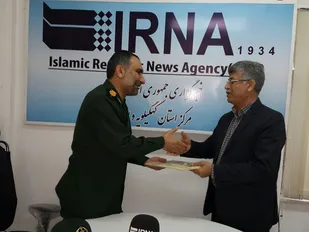 بازدید معاون روابط عمومی سپاه فتح از دفتر خبرگزاری های ایرنا و ایسنا +( تصاویر )
