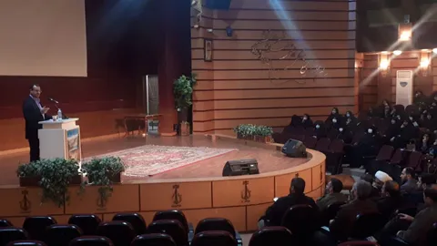 برگزاری همایش عفاف وحجاب با حضور خواهران کارمند بسیجی