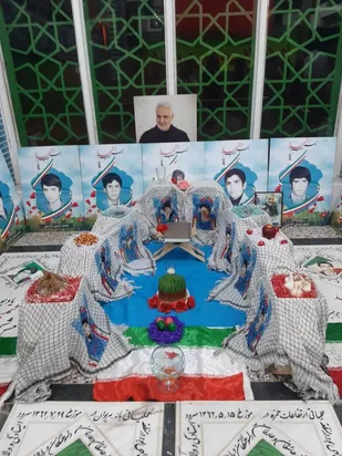 برگزاری آیین تحول سال ۱۴۰۱ در جوار گلزار شهدای روستای سید آباد/توزیع بسته معیشتی بین نیازمندان