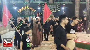 آغاز محرم با طنین شعار &laquo;ایران حسین تا ابد پیروز است&raquo; در دل نطنز
