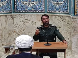 باید مردم را در انتخاب فرد اصلح در انتخابات آگاه کنیم