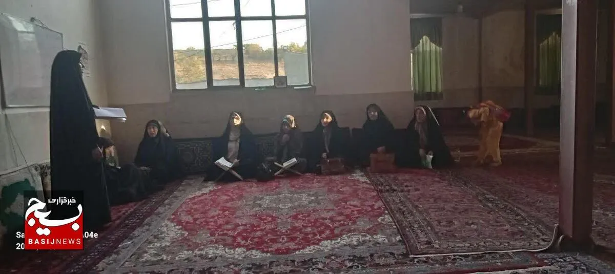 برگزاری دوره آموزش تجوید قرآن کریم ویژه بانوان در پایگاه فاطمه‌الزهرا (س) شهیدآباد