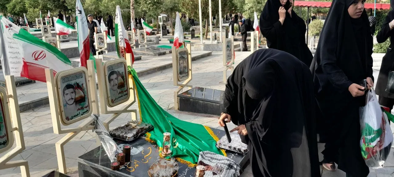 قرارعاشقی بسیجیان شهرستان فریدن هر هفته به مهمانی شهدا