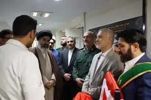 تقدیر از پرستاران بیمارستان امام حسین(ع) شهرستان بهارستان به مناسبت ولادت با سعادت حضرت زینب(س)