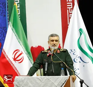 امروز ایران به تمام فن آوری&zwnj;های پیچیده در صنعت دفاعی دست پیدا کرد