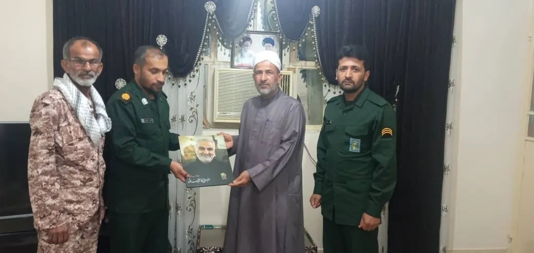 دیدار با امام جمعه اهل تسنن شهر چاه مبارک به مناسبت هفته عقیدتی سیاسی در بسیج