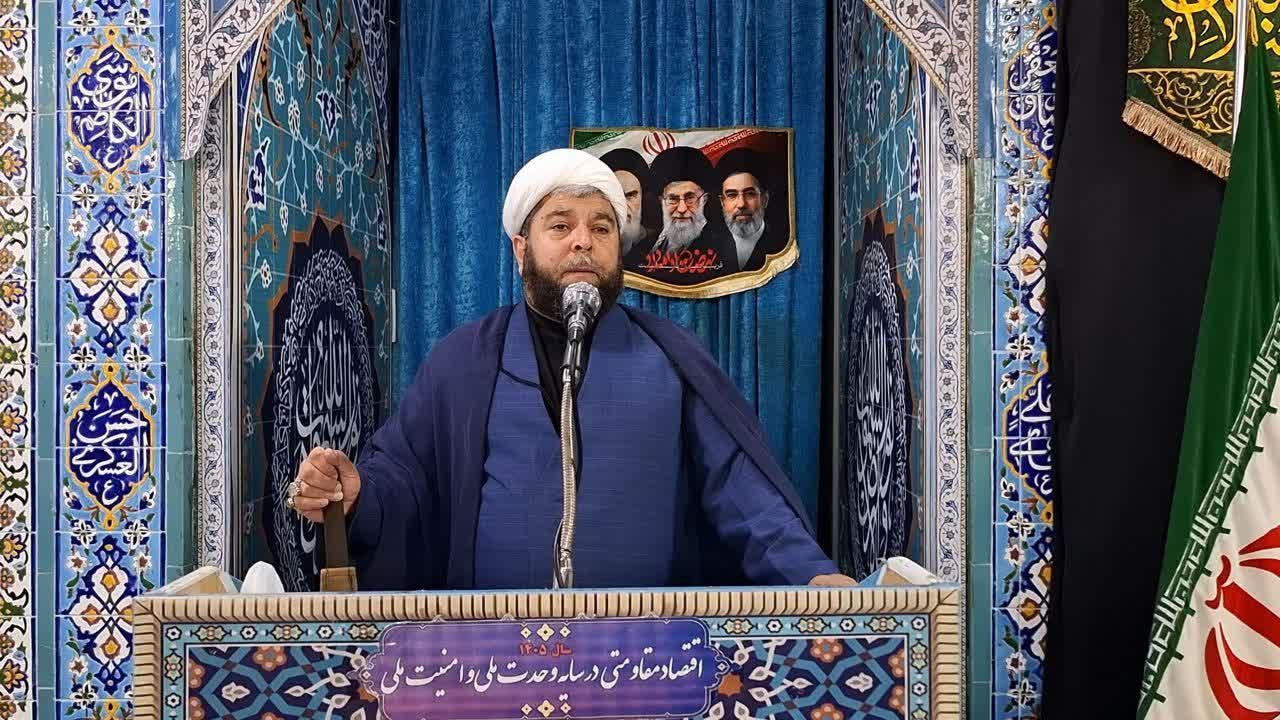 فرهنگ بسیجی و انقلابی برای حفظ اسلام و کشور در نسل‌های آینده نهادینه شود 
