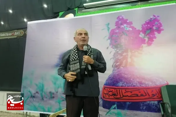 یادواره ۵۵۰ شهید شهرستان داراب و ۱۴۵ شهید زرین دشت در هفته دفاع مقدس برگزار شد