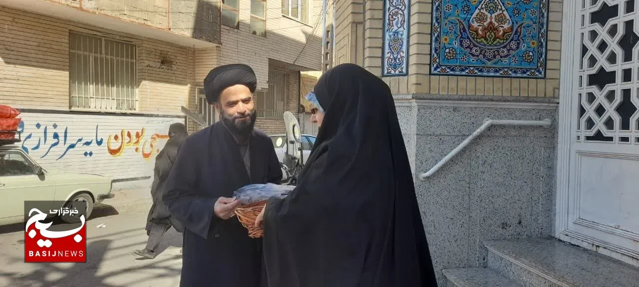 قدردانی بسیجیان پایگاه سیدالشهداء از طلاب محله