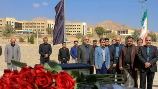 تجدید بیعت با شهدا همزمان با آغاز سال تحصیلی جدید در دانشگاه صنعتی شاهرود+تصاویر