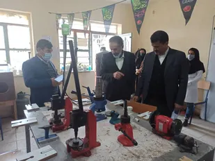 نشان ذوالفقار سردار سلیمانی اثر هنرمند صنایع&zwnj;دستی یاسوجی رونمایی می&zwnj;شود
