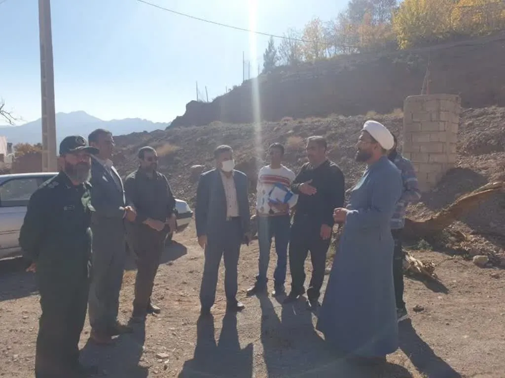 ۳۵۰۰متر لوله گذاری روستا  هینمان کرمان