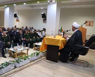 دفاع مقدس دانشگاه بزرگ مقاومت و خودباوری است