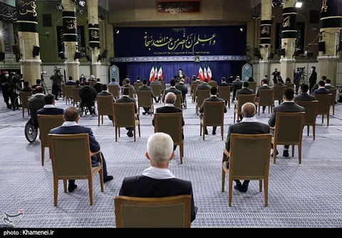 دیدار قهرمانان المپیک و پارالمپیک ایران با رهبر معظم انقلاب