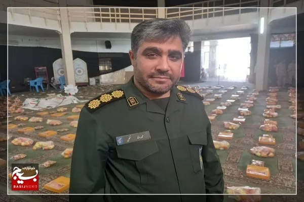 توزیع بیش از 10 هزار بسته یلدای فاطمی در زاهدان/ اجرای طرح یلدای مهربانی به نیابت از شهدا امنیت در زاهدان