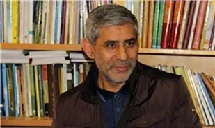 تدوین تاریخ انقلاب و دایره&shy;المعارف مصور دفاع مقدس در همدان اقدامی فرا سازمانی است