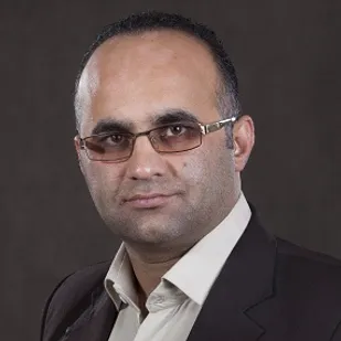 جوانان با مشکلات اشتغال و آسیب&lrm;های اجتماعی رو به رو هستند