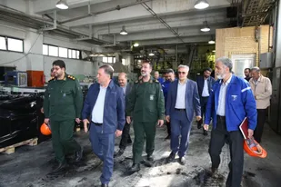 تقدیر فرمانده سپاه روح&zwnj;الله از رزمندگان جبهه اقتصادی در پتروشیمی شازند