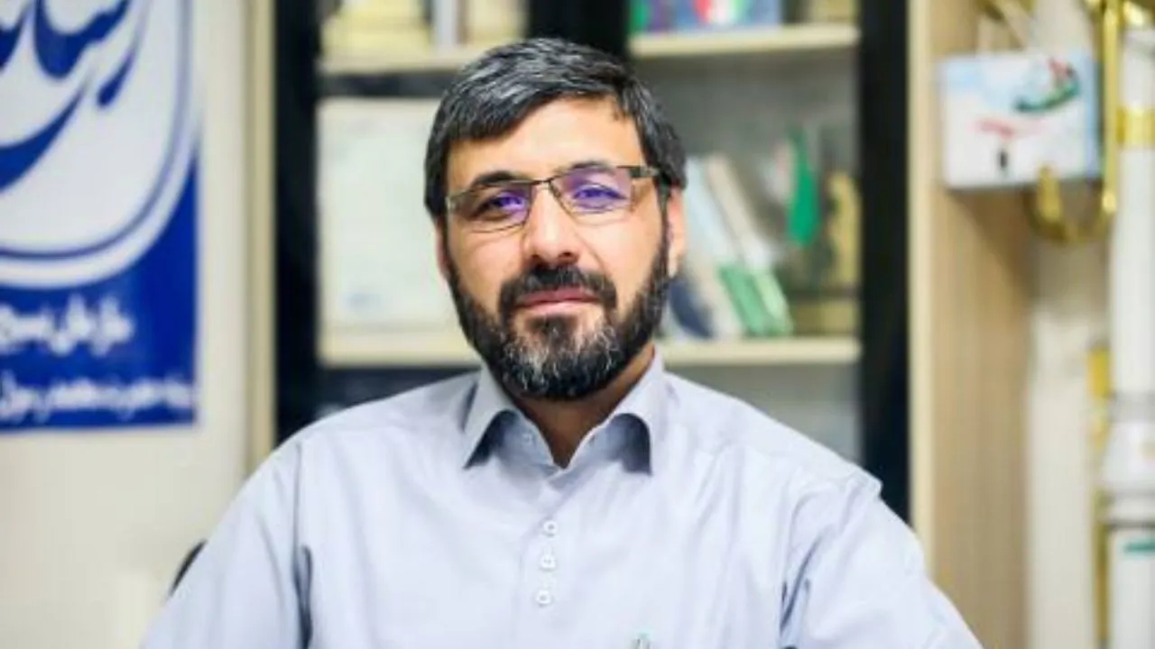 وظیفه خبرنگار انقلابی، افشای دروغ پردازی رسانه های غربی است