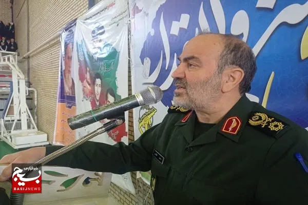 بسیج اقتدار ایران اسلامی را تضمین کرده است