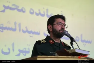 نظریه نظام انقلابی هیچ تضادی با جوشش انقلابی، نظم اجتماعی و سیاسی ندارد