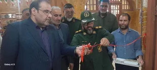 نمایشگاه کتاب با موضوع دفاع مقدس در کتابخانه عمومی رضوی هویزه افتتاح شد