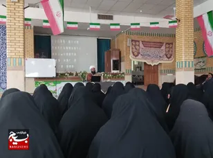 برگزار کلاس هوش مصنوعی در حوزه علمیه الزهرای شهرستان زابل 