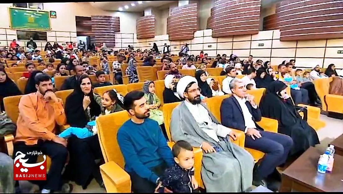 اختتامیه دومین پویش ملی «جوانی جمعیت» در مشهد / تجلیل از ۱۱۰ خانواده صاحب فرزند دوقلو و چندقلو