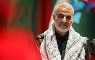 راه عزت راه حاج قاسم&zwnj;هاست/ قفل&zwnj;های بسته به دست جوانان باز می&zwnj;شود