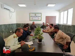 نشست روشنگری نیروهای مسلح تفتان در هفته نیروی انتظامی برگزار شد