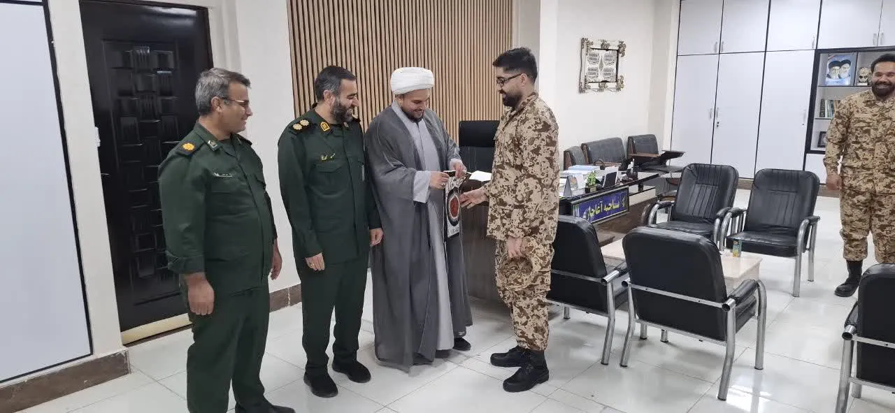 تجلیل از سربازان 