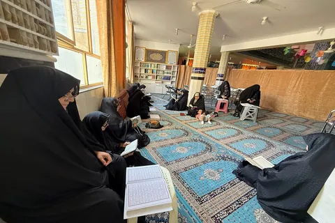 ترویج فرهنگ قرآنی و امیدآفرینی در جمع بانوان بسیجی سرخه