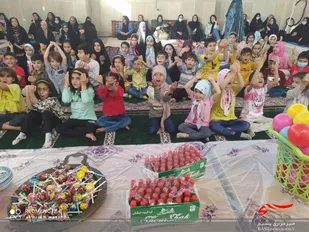 گزارش تصویری از برنامه های شاد و بانشاط برای کودکان در محله"شهرک صدرا" اشتهارد