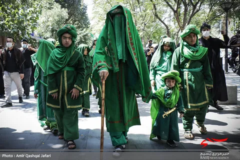 آسمان تکیه به دستان تو دارد، عباس(ع)