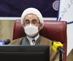 حضور در انتخابات صیانت از انقلاب اسلامی است