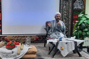 باید در حوزه&zwnj;های علمیه مراقب جریان نفوذ باشیم